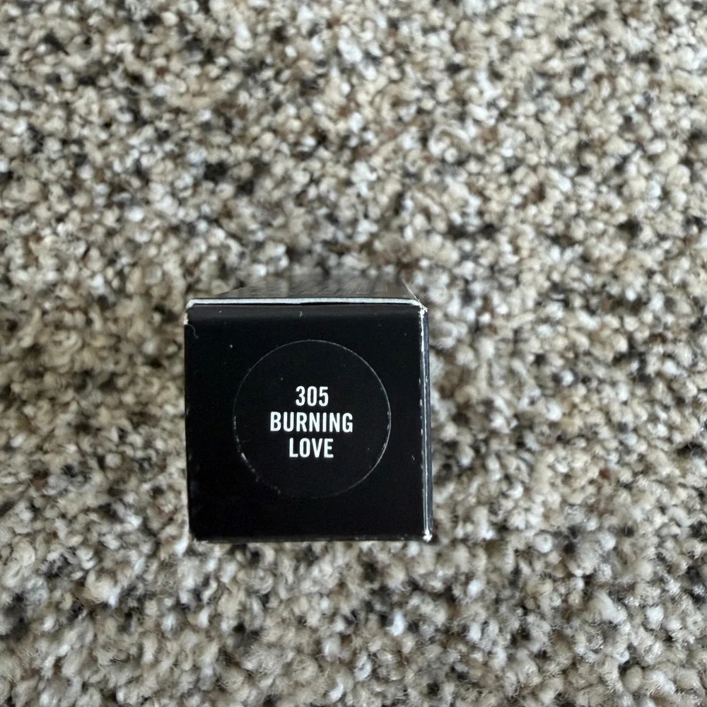 MAC Powder Kiss Lipstick - 305 BURNING LOVE - 0.1oz./3g New